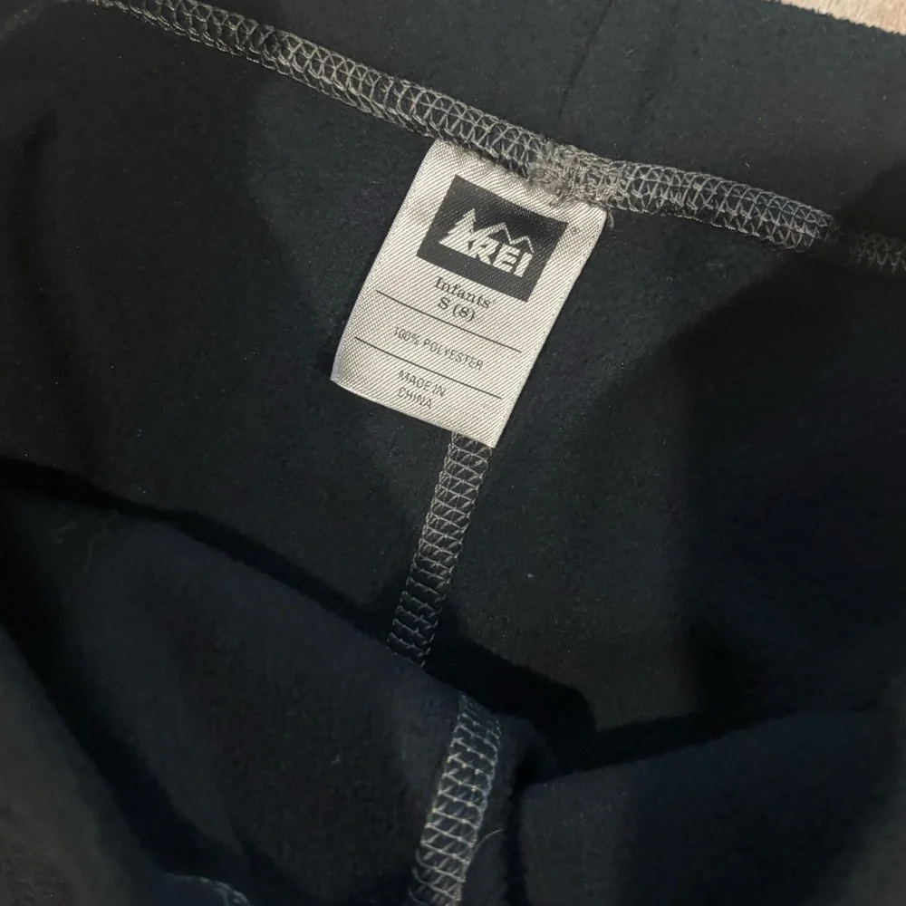 REI Kids Black Fleece Jogger Thermals Size Small (8) - Picture 3 of 5